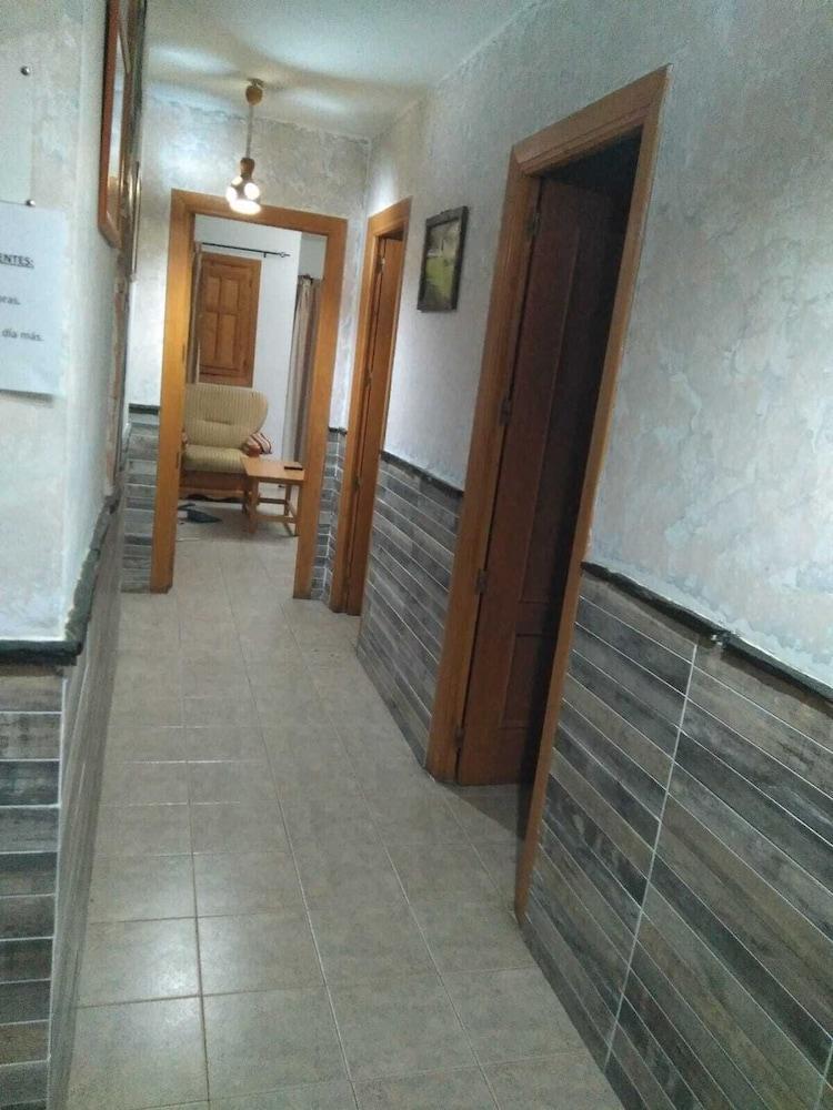 אלפוחארה דה לה סיירה Alojamiento Rural Mirador Del Avellano מראה חיצוני תמונה