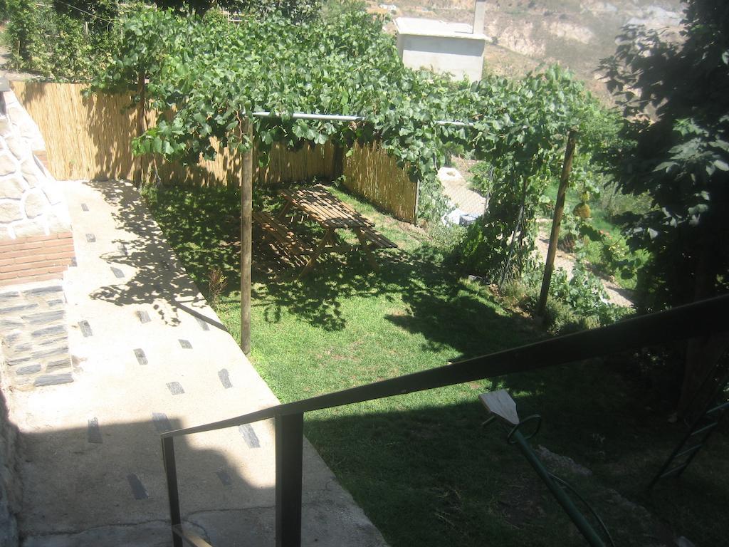אלפוחארה דה לה סיירה Alojamiento Rural Mirador Del Avellano מראה חיצוני תמונה